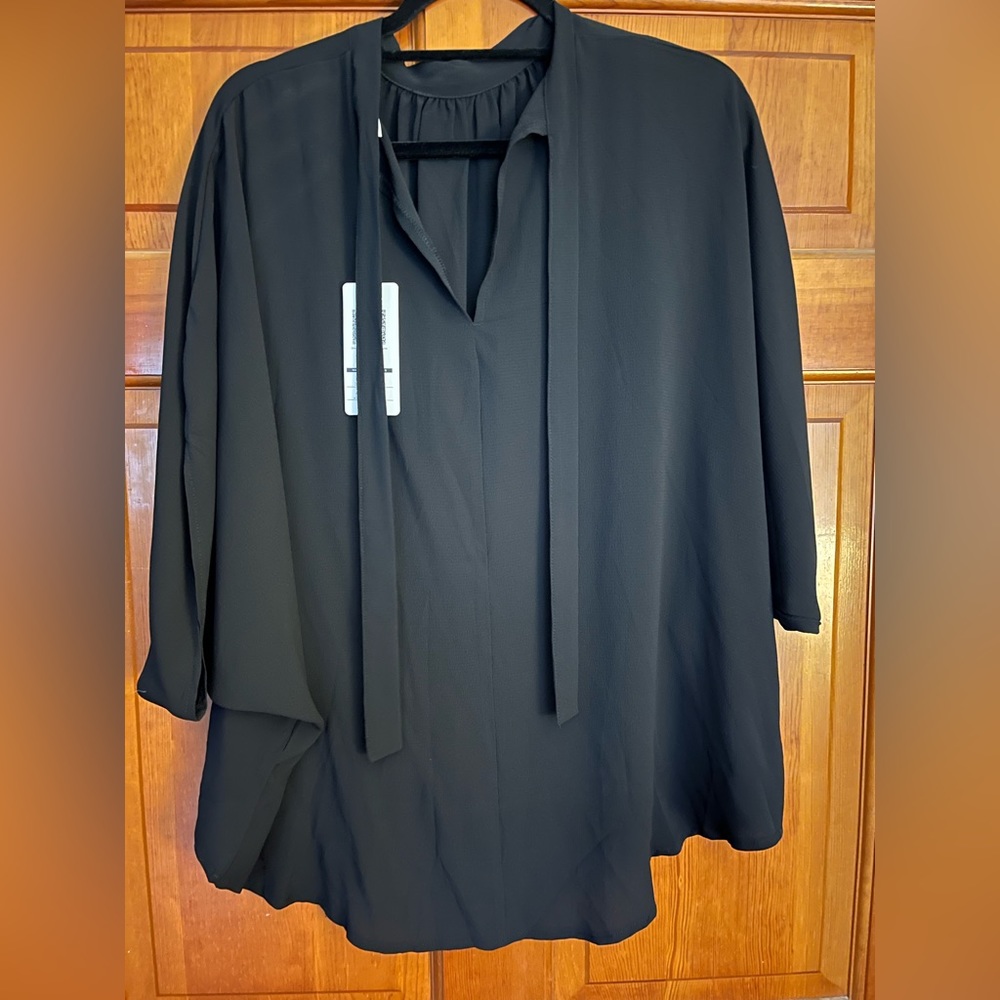 NWT XL black blouse